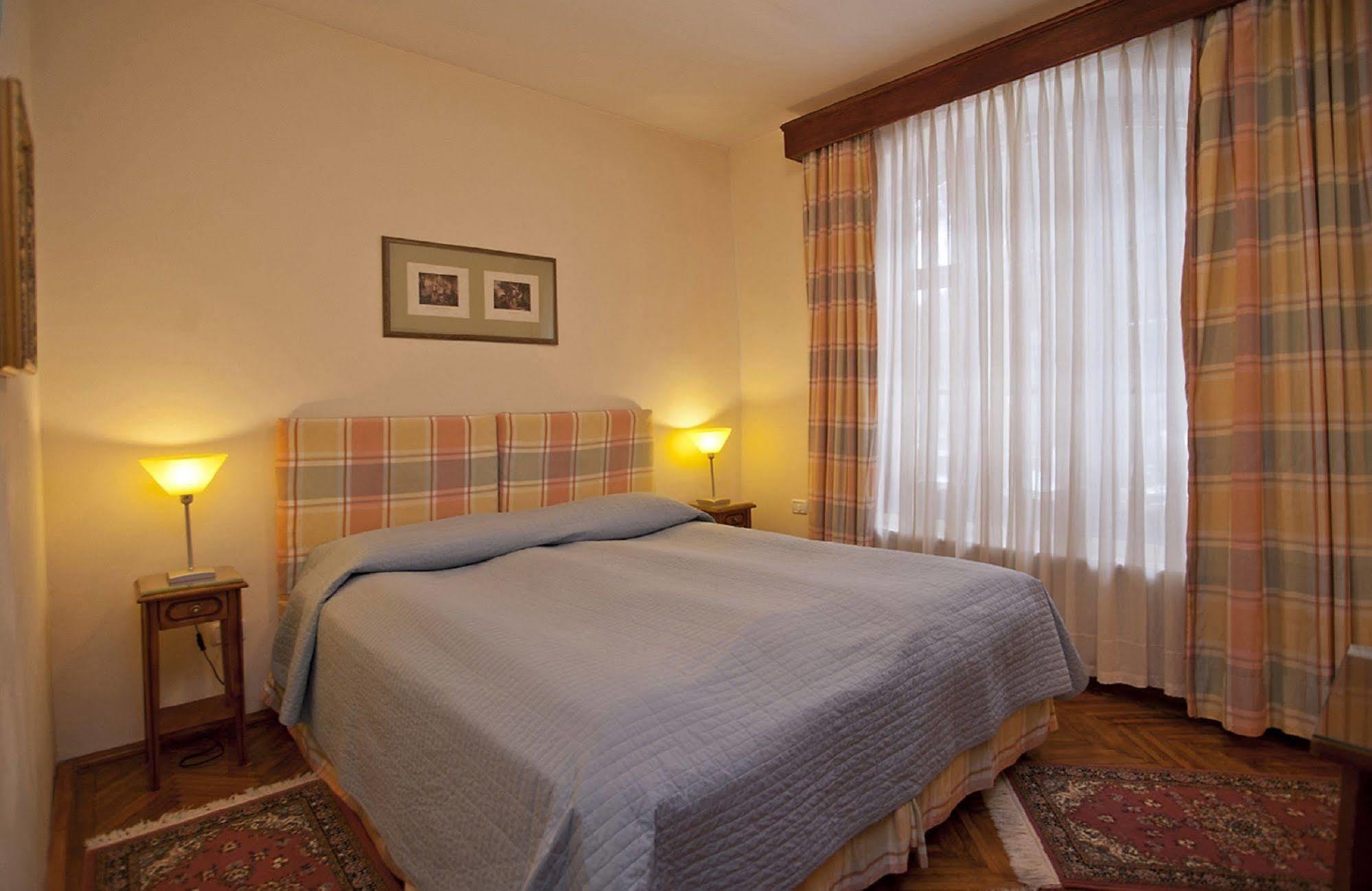 Vila Camelia Otel Sinaia Dış mekan fotoğraf